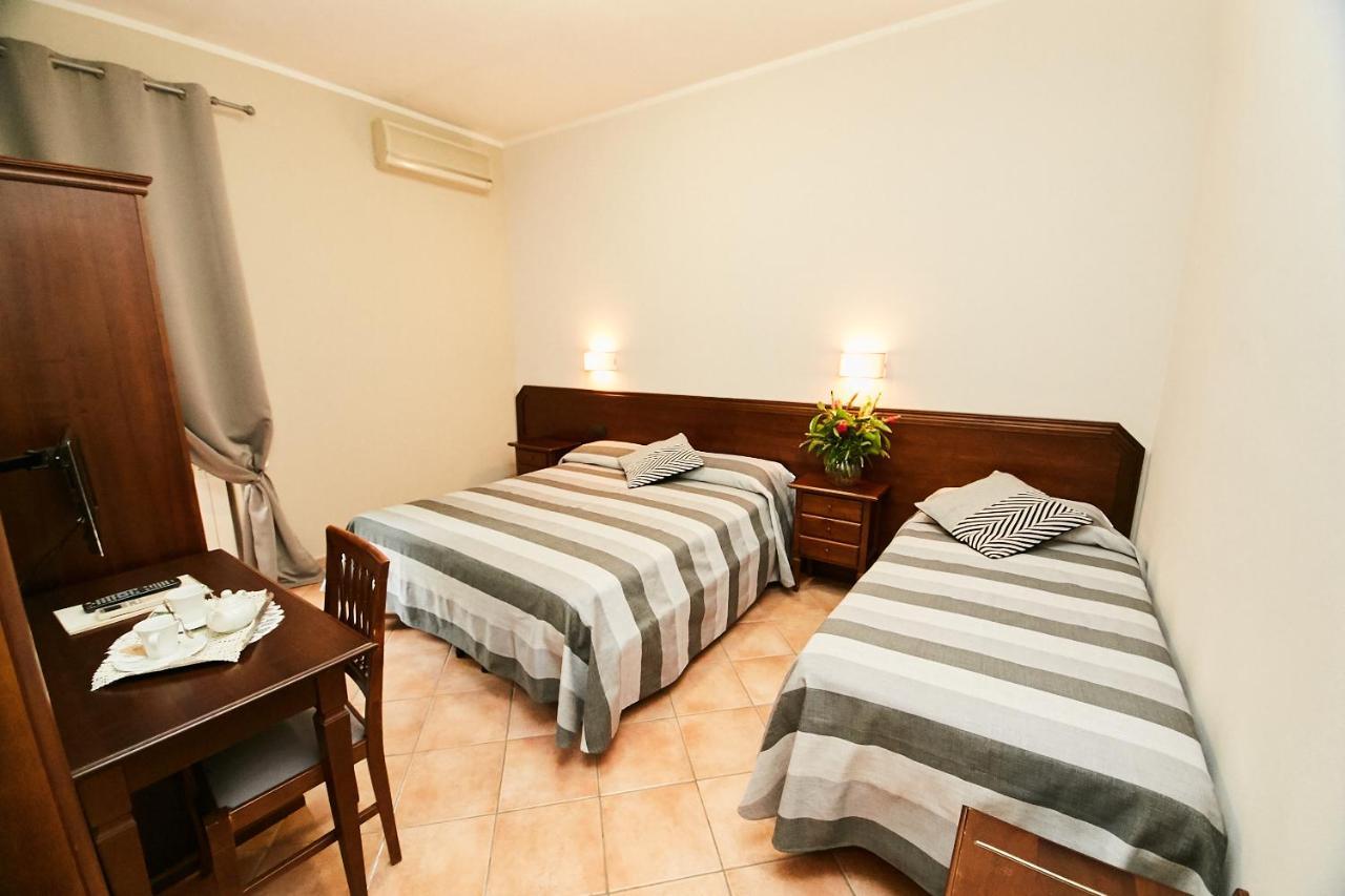 Hotel Vulci Montalto di Castro Eksteriør billede